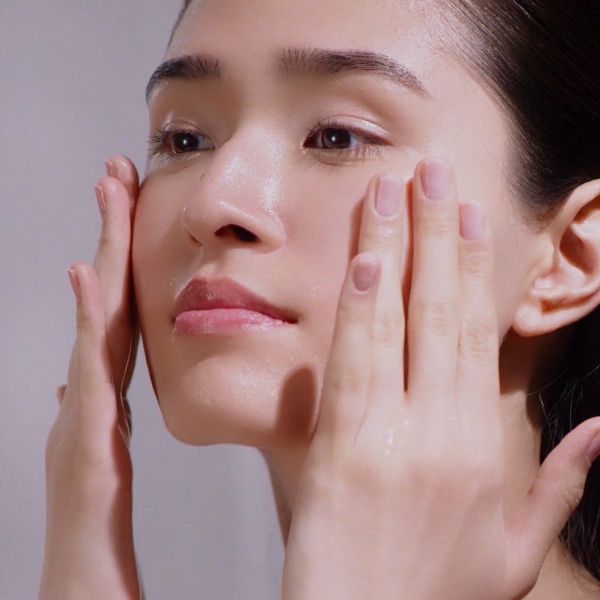 The Camellia Cleansing Oil - Everyday Essential