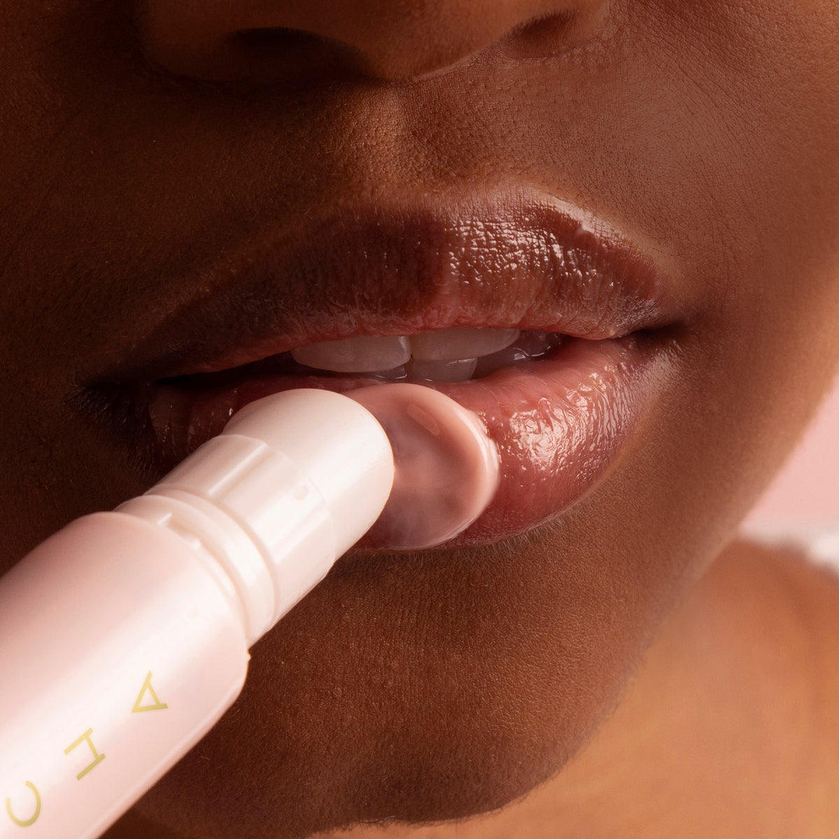 The Kissu Lip Treatment - Everyday Beauty Essential
