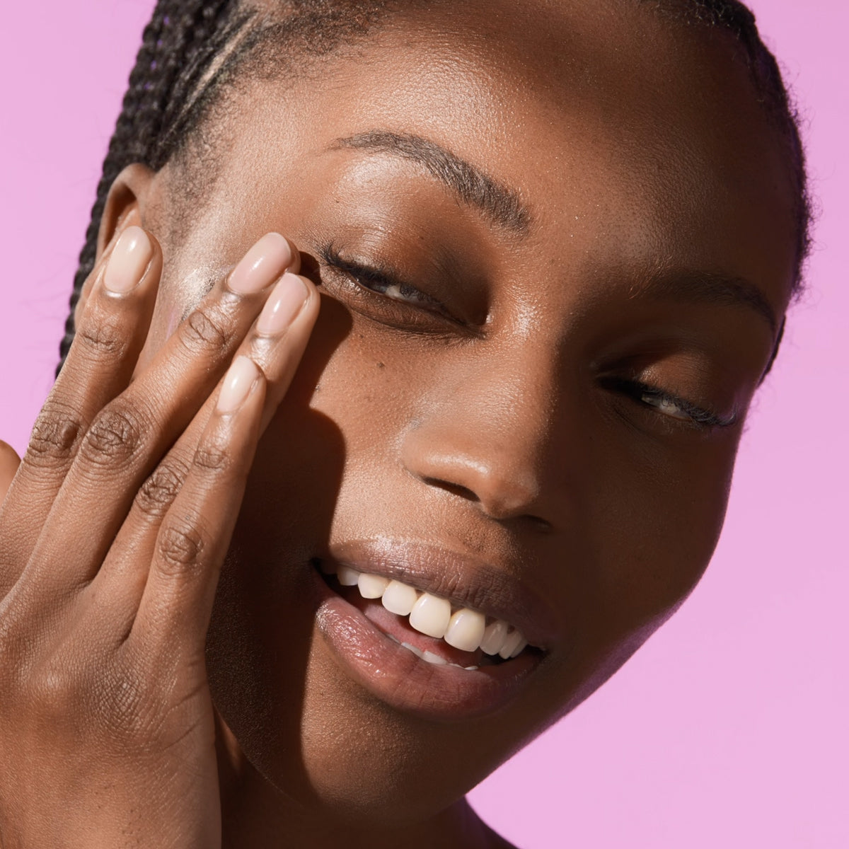 The Silk Sunscreen SPF 50 - Everyday Beauty Essential